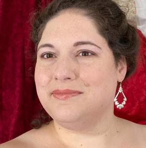 Meet your Posher, Denise